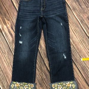 INC DENIM Blue Jeans with Embroidering on 4” Cuff  size 6/28